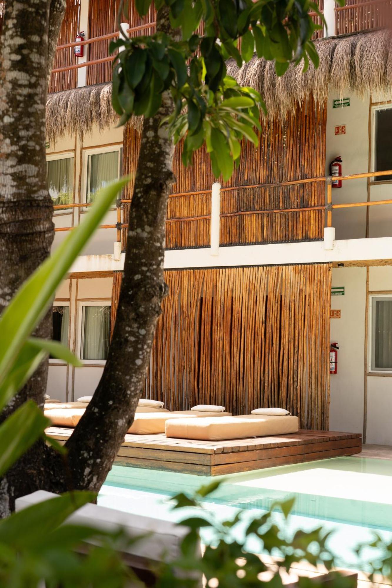 Agam Hotel Bacalar Exterior photo